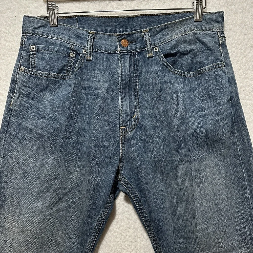 Levi's 505 Regular Fit Straight Leg Jeans Men's Blue Faded Denim‎ Size 34